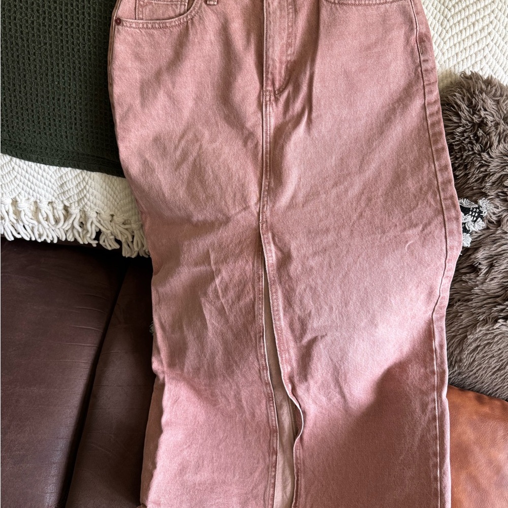 Universal Thread Blush Denim Skirt